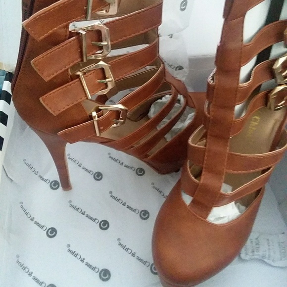 TANGY Cage Buckle Platform Stilleto Booties - Picture 5 of 7